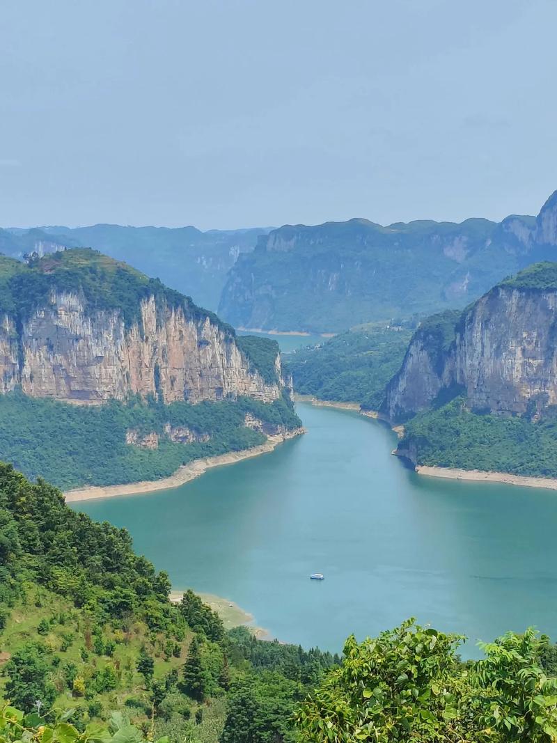 乌江峡,贵州山水画廊中的壮美奇观 第2张 乌江峡,贵州山水画廊中的壮美奇观 第2张
