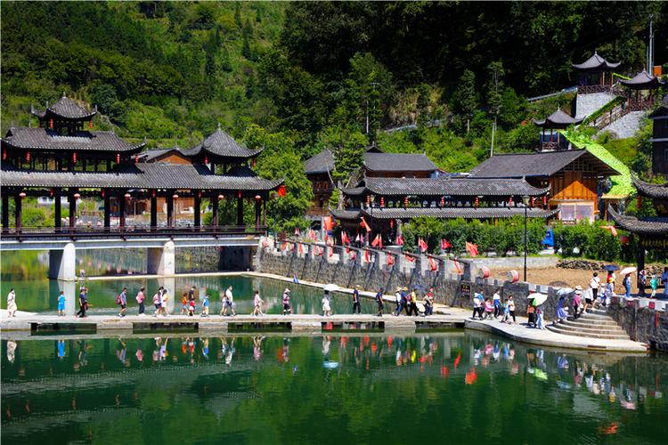 墨戎苗寨,探寻湘西神秘文化的绿色秘境