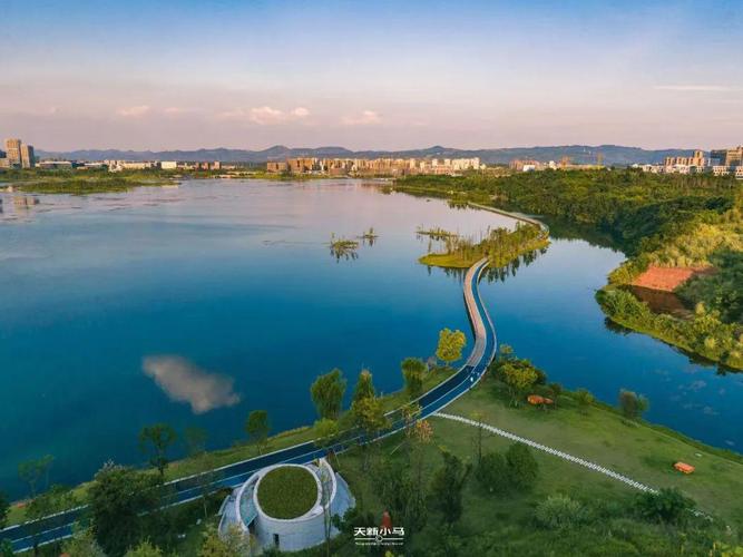 成都周边湖泊之美,天然氧吧与休闲胜地 第2张 成都周边湖泊之美,天然氧吧与休闲胜地 第2张