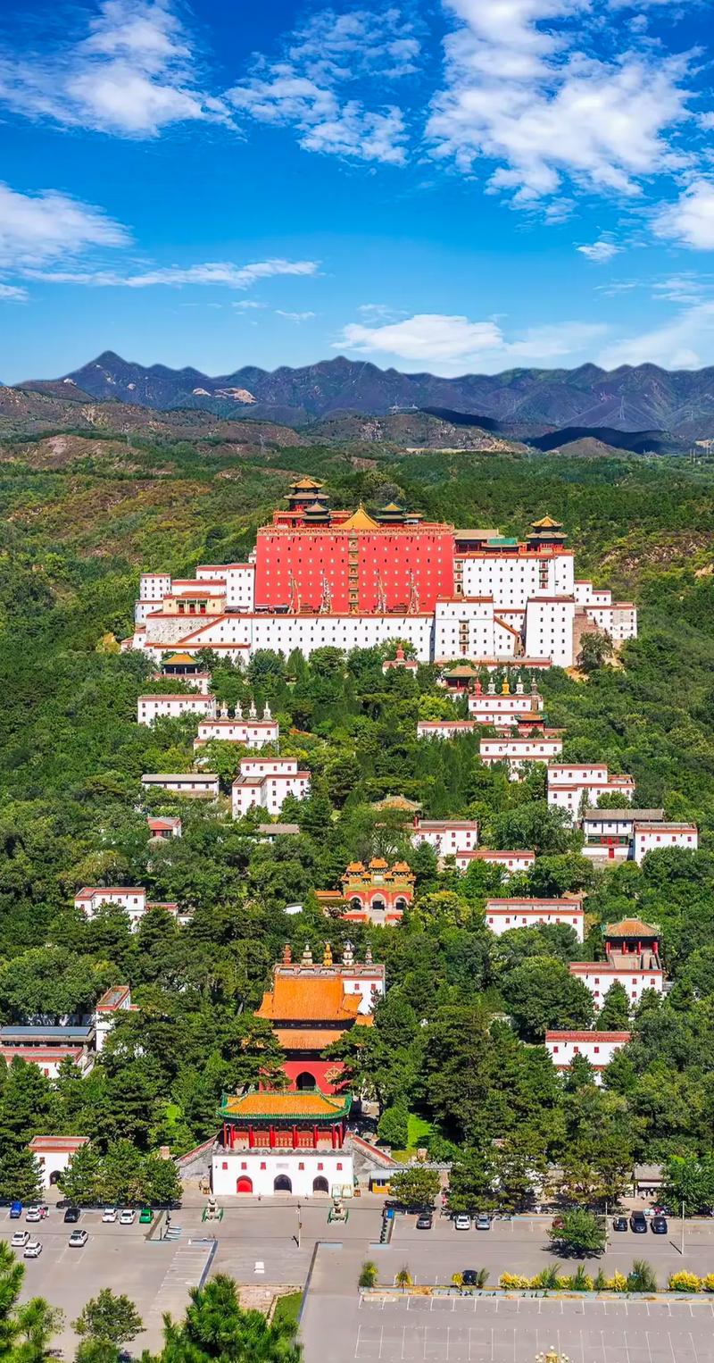 承德,历史与现代交融的避暑胜地