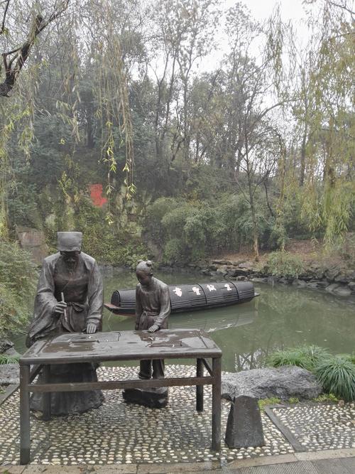 探寻上蔡紫荆公园,自然之美与人文情怀的完美融合  第2张