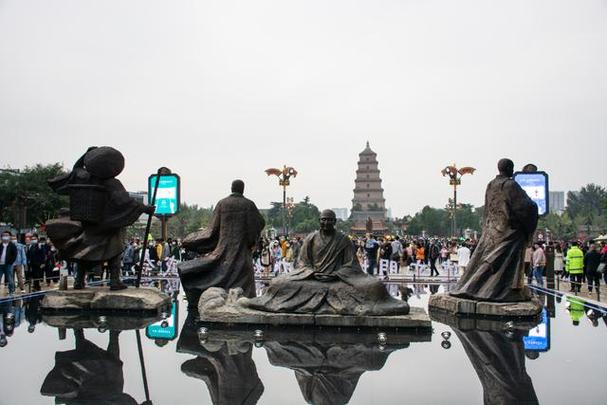探寻历史印记,西安向阳沟,古城韵味与自然风光的完美融合 第2张 探寻历史印记,西安向阳沟,古城韵味与自然风光的完美融合 第2张