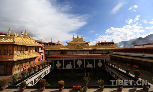探寻日喀则寺庙,千年古韵,信仰之光 第2张 探寻日喀则寺庙,千年古韵,信仰之光 第2张