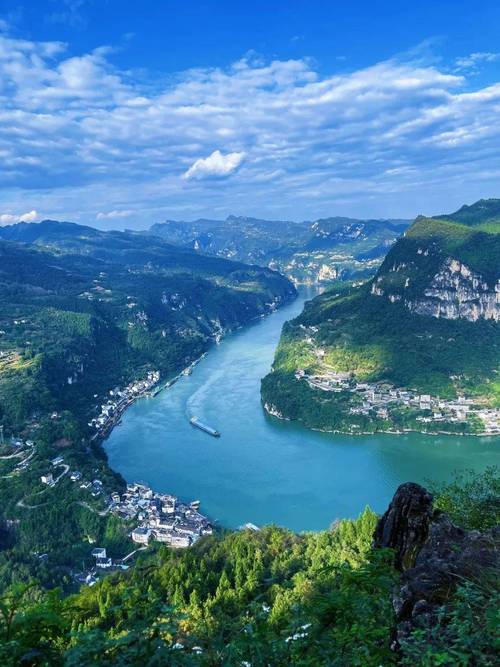 探寻松桃魅力,感受山水画卷中的历史沉淀 第2张 探寻松桃魅力,感受山水画卷中的历史沉淀 第2张