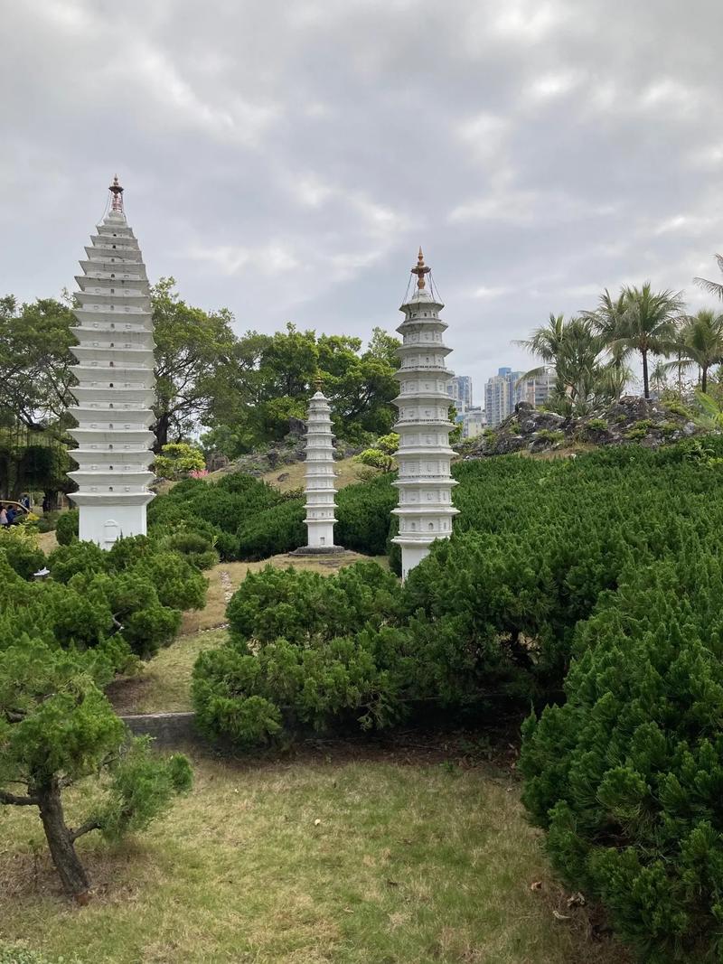 探寻深圳锦绣华城的绝美风光,自然与人文的和谐交响 第2张 探寻深圳锦绣华城的绝美风光,自然与人文的和谐交响 第2张