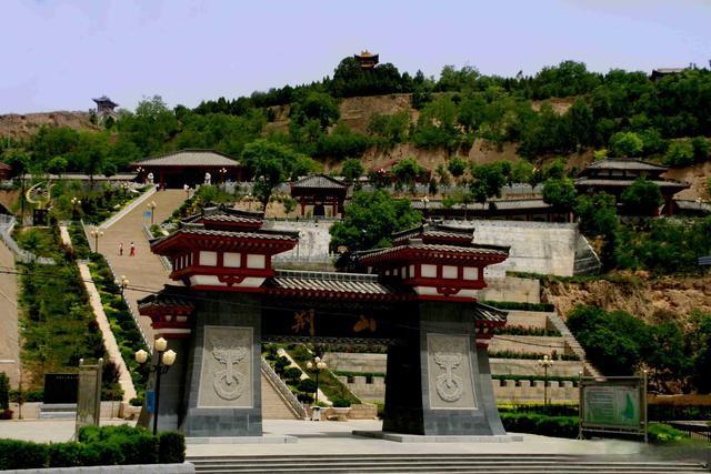 探寻甘肃灵台,历史与现代交织的旅游胜地 第2张 探寻甘肃灵台,历史与现代交织的旅游胜地 第2张