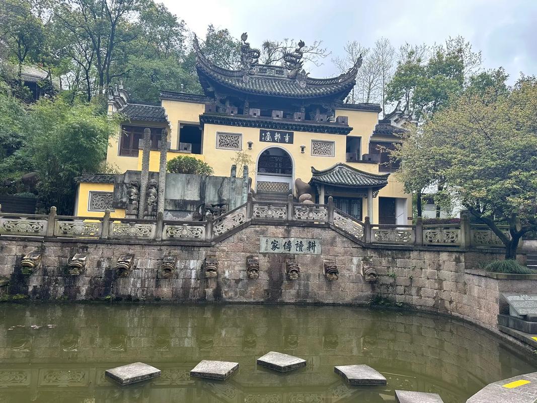 探寻诸暨人文历史,千年古城的韵味与传承 第2张 探寻诸暨人文历史,千年古城的韵味与传承 第2张