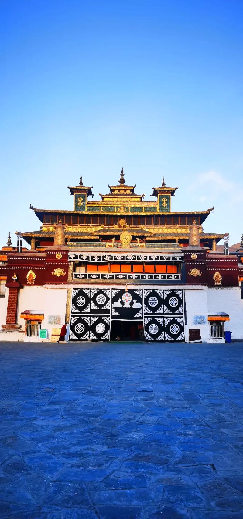 探秘桑耶寺,西藏千年古刹周边的人文景观之旅 第2张 探秘桑耶寺,西藏千年古刹周边的人文景观之旅 第2张