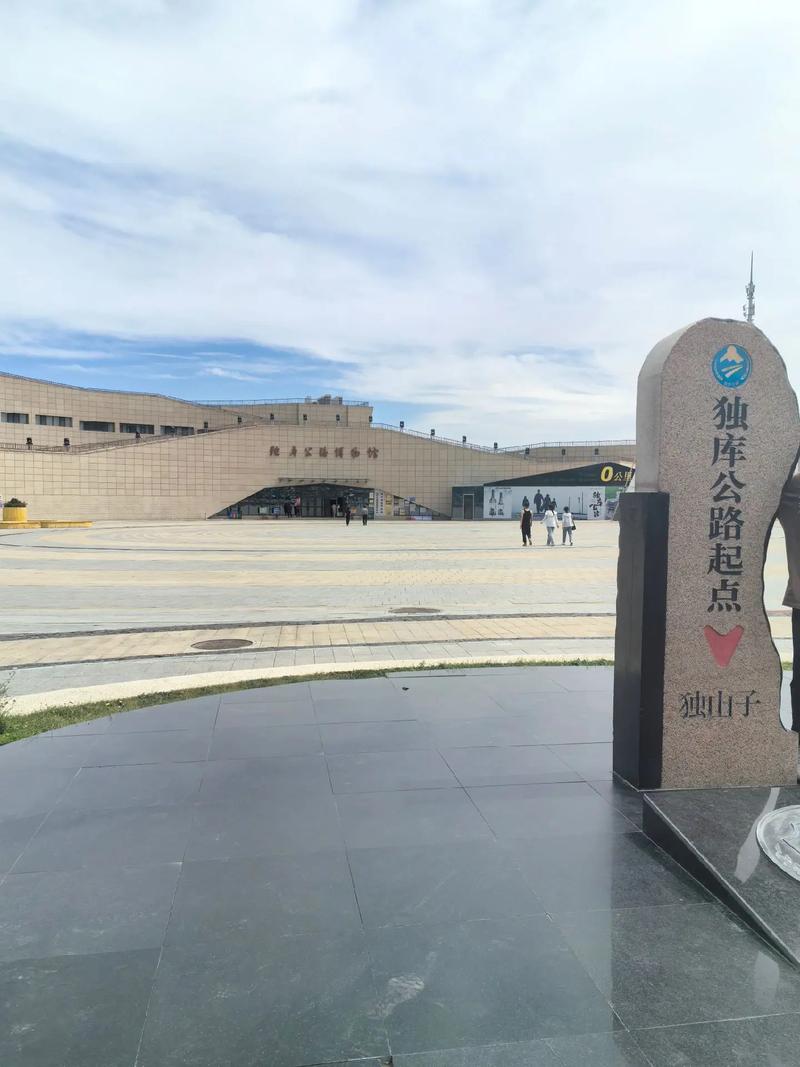 探秘洪湖大桥,一座跨江巨龙的壮美篇章