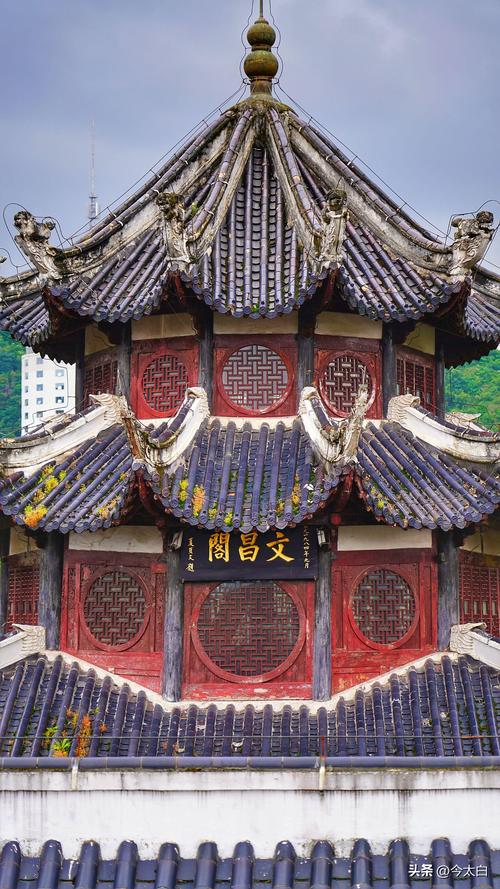 探秘贵阳亭子,历史悠久的古建筑,文化传承的见证 第2张 探秘贵阳亭子,历史悠久的古建筑,文化传承的见证 第2张