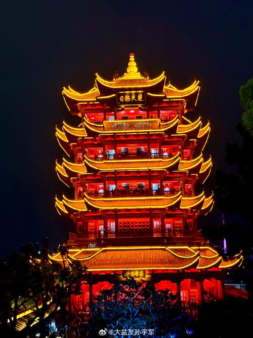 武汉泡泡屋,梦幻般的建筑艺术，探寻城市新地标