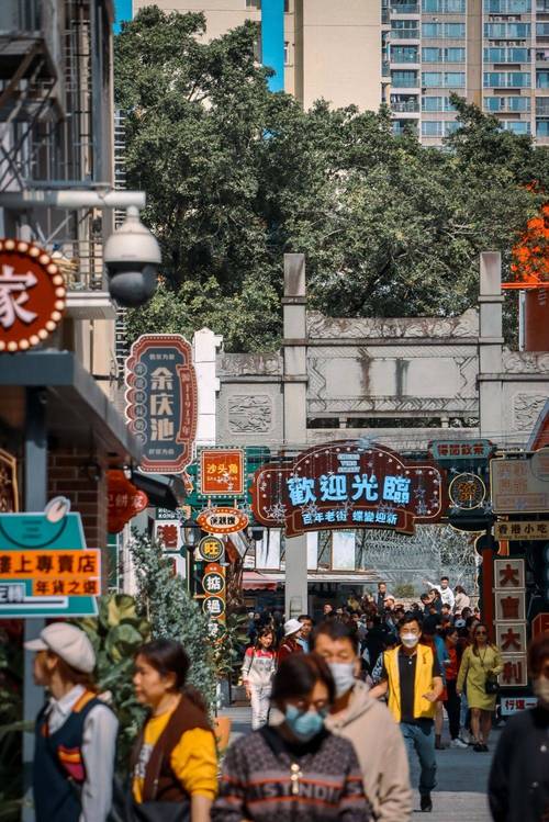 漫步广东特色街道，探寻历史与现代的交融