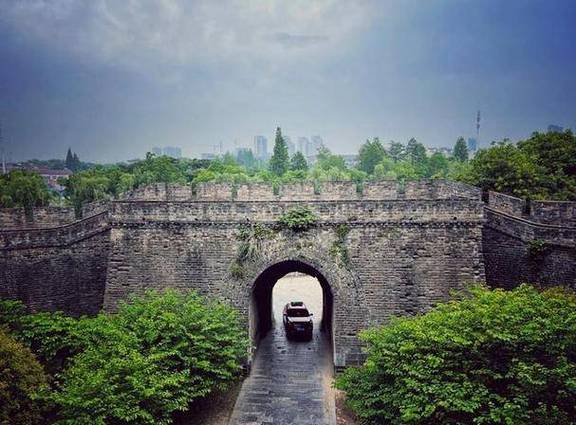 荆门石城公园,历史与现代的交融之地
