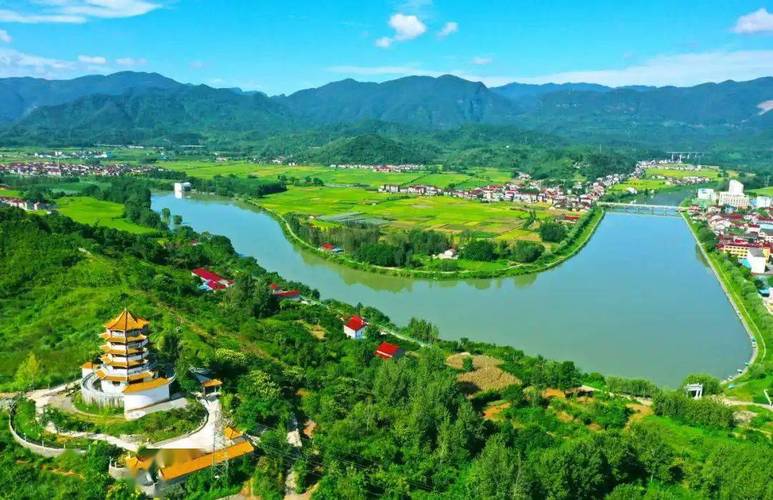 远安鹿苑小镇,探寻自然与现代融合的乡村旅游胜地 第2张 远安鹿苑小镇,探寻自然与现代融合的乡村旅游胜地 第2张