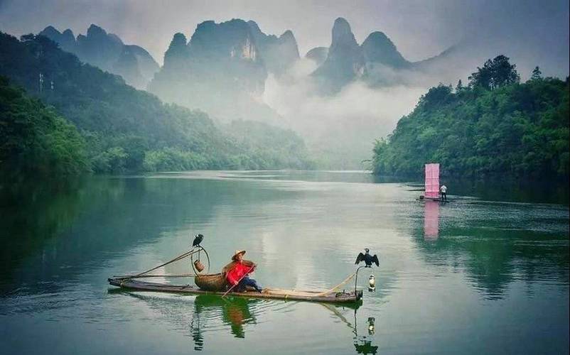 阳朔竹筏,泛舟漓江,品味山水画卷中的宁静与美好 第2张 阳朔竹筏,泛舟漓江,品味山水画卷中的宁静与美好 第2张