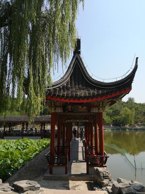 常德夏日游玩攻略,探寻湘江之畔的清凉世界 第2张 常德夏日游玩攻略,探寻湘江之畔的清凉世界 第2张
